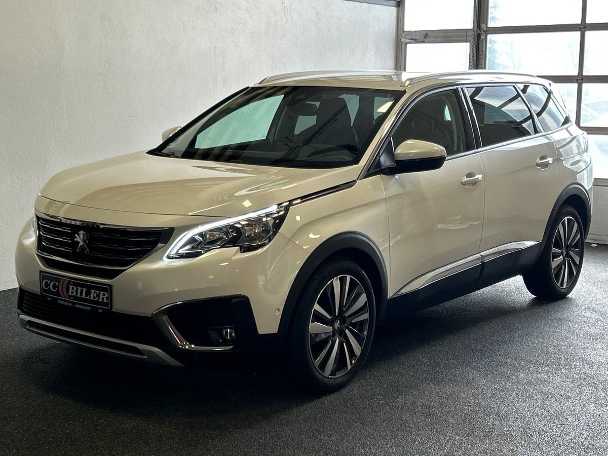 Hvid Peugeot 5008 fra 2018