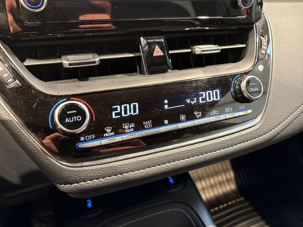 Sort Toyota Corolla fra 2021