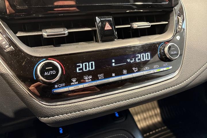 Sort Toyota Corolla fra 2021