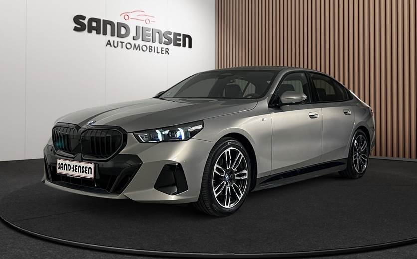 BMW i5 eDrive40 M-Sport