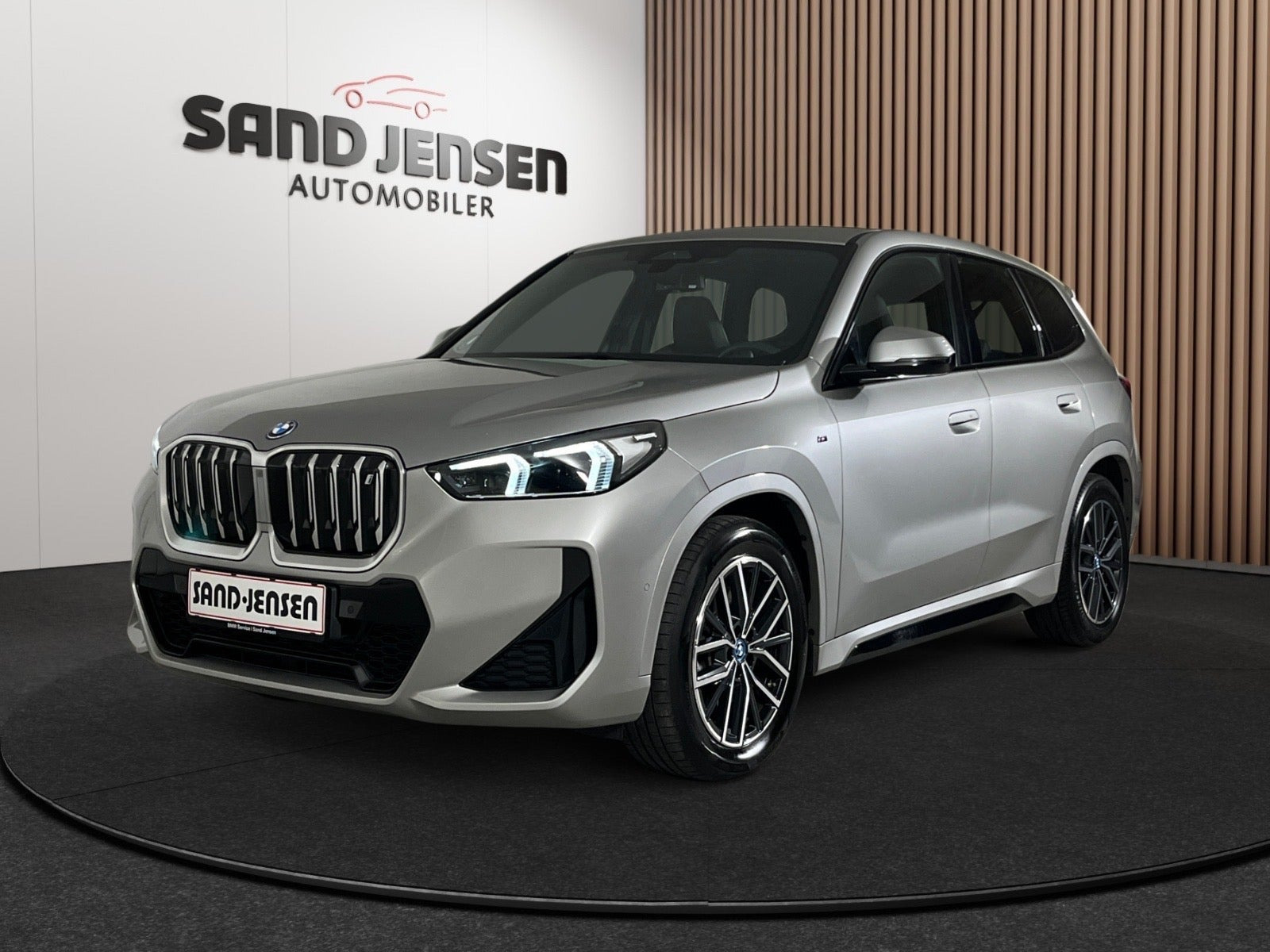 BMW iX1 xDrive30 M-Sport Premium