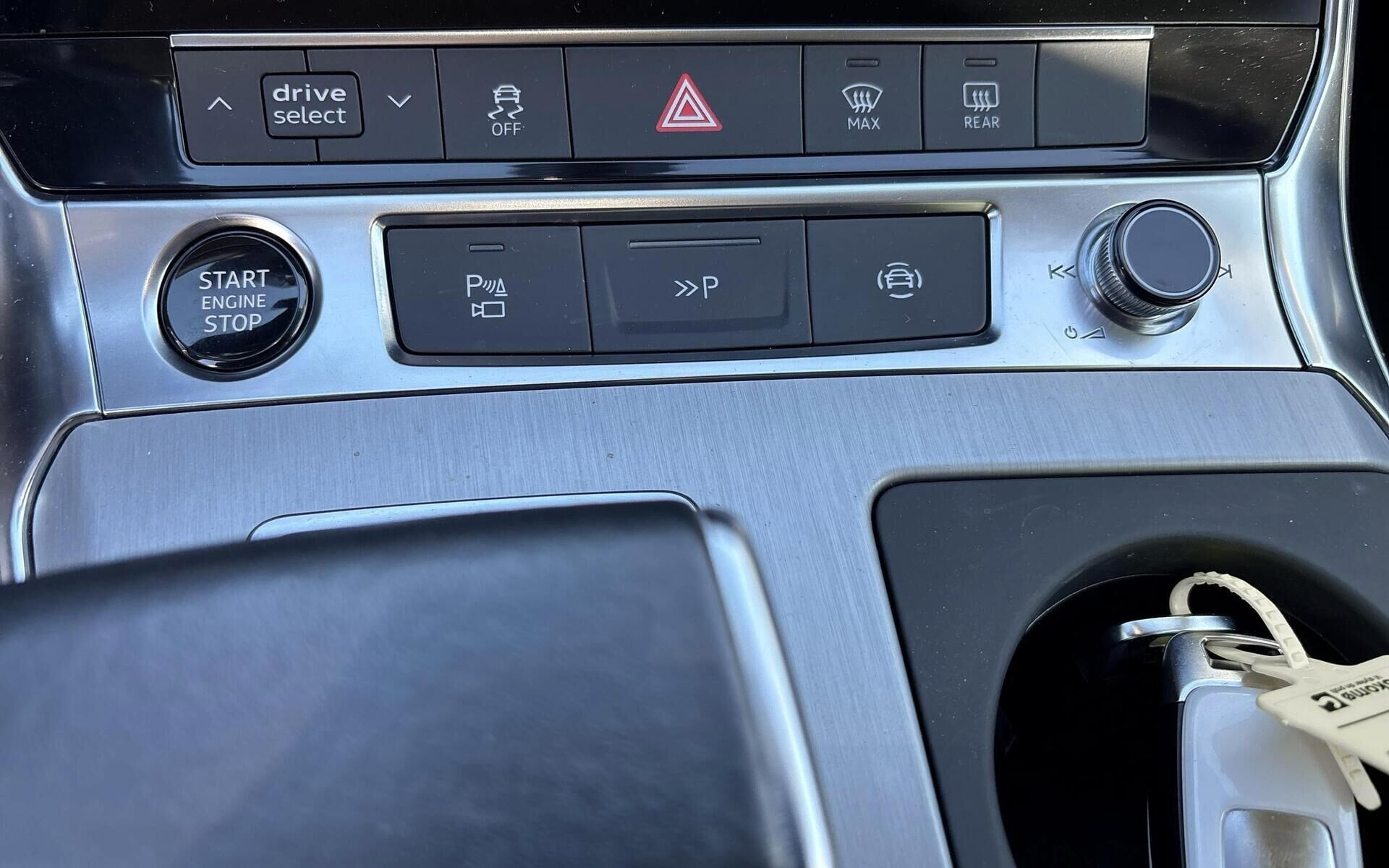Hvid Audi A6 fra 2020
