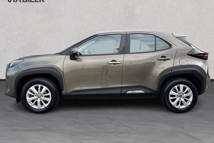 Bronze Toyota Yaris Cross fra 2022
