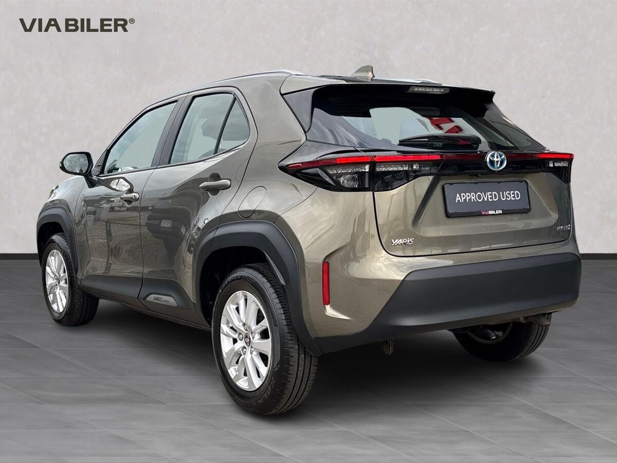 Bronze Toyota Yaris Cross fra 2022
