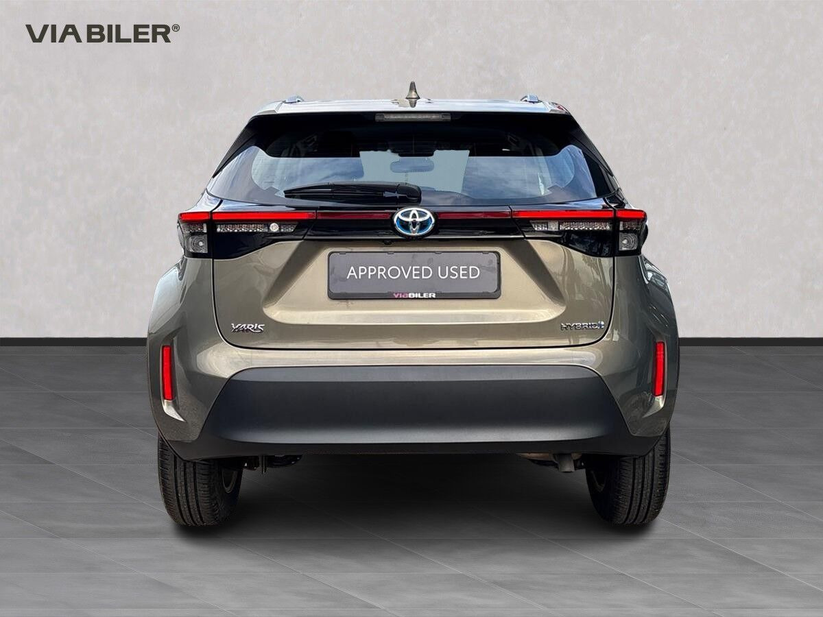 Bronze Toyota Yaris Cross fra 2022