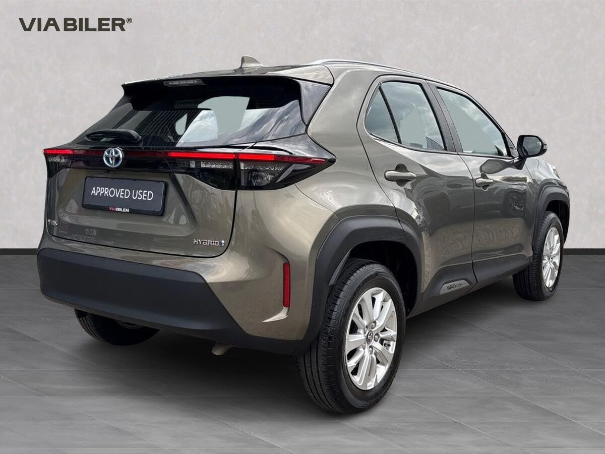 Bronze Toyota Yaris Cross fra 2022