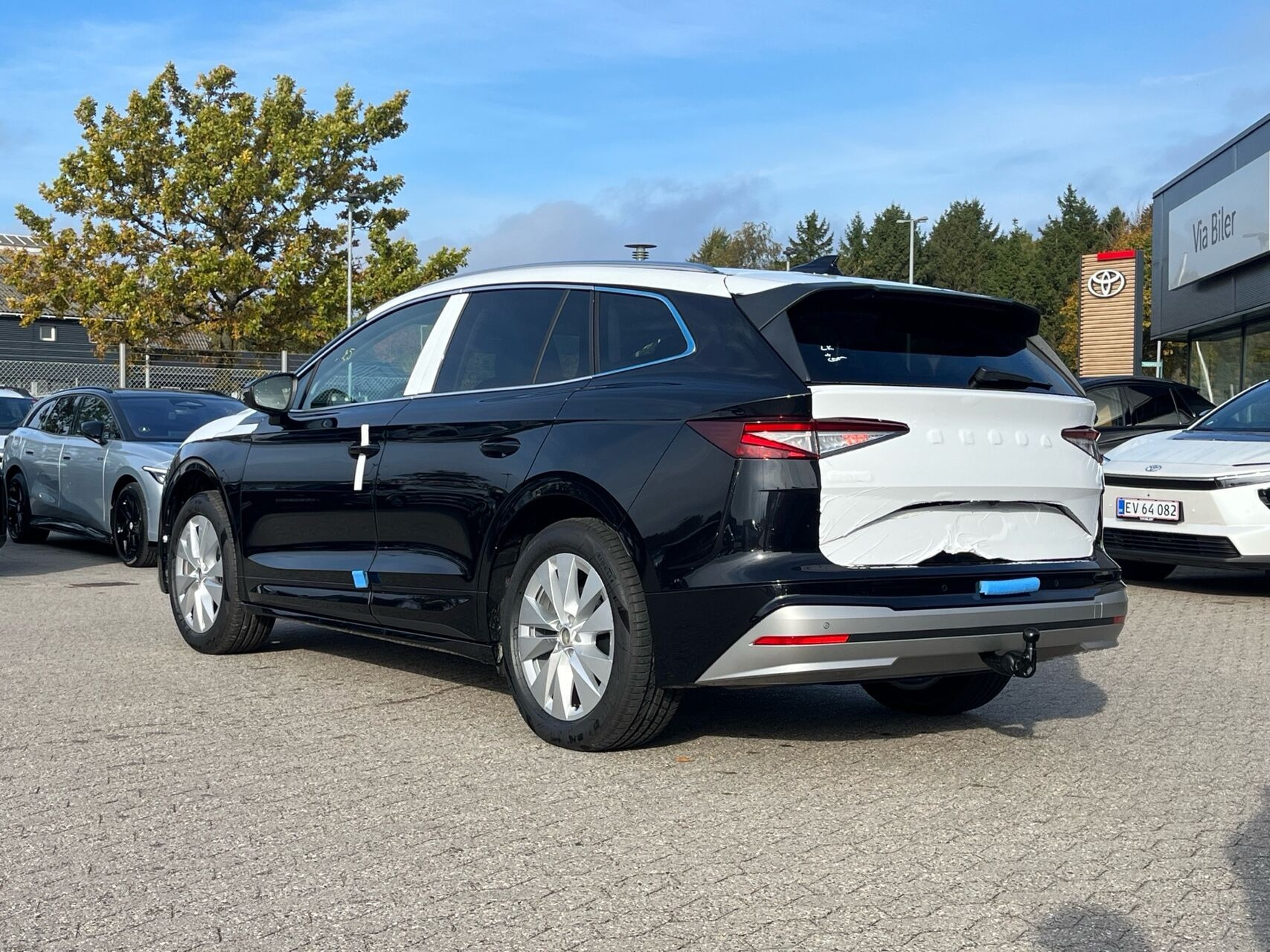 Sort Skoda Enyaq fra 2026
