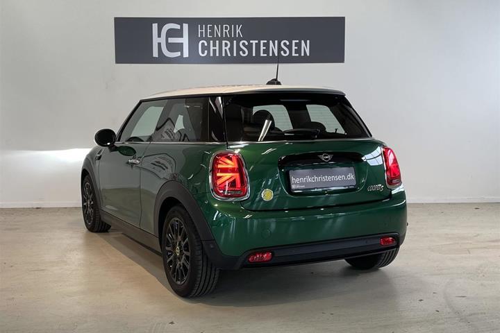 Grøn Mini Cooper fra 2022