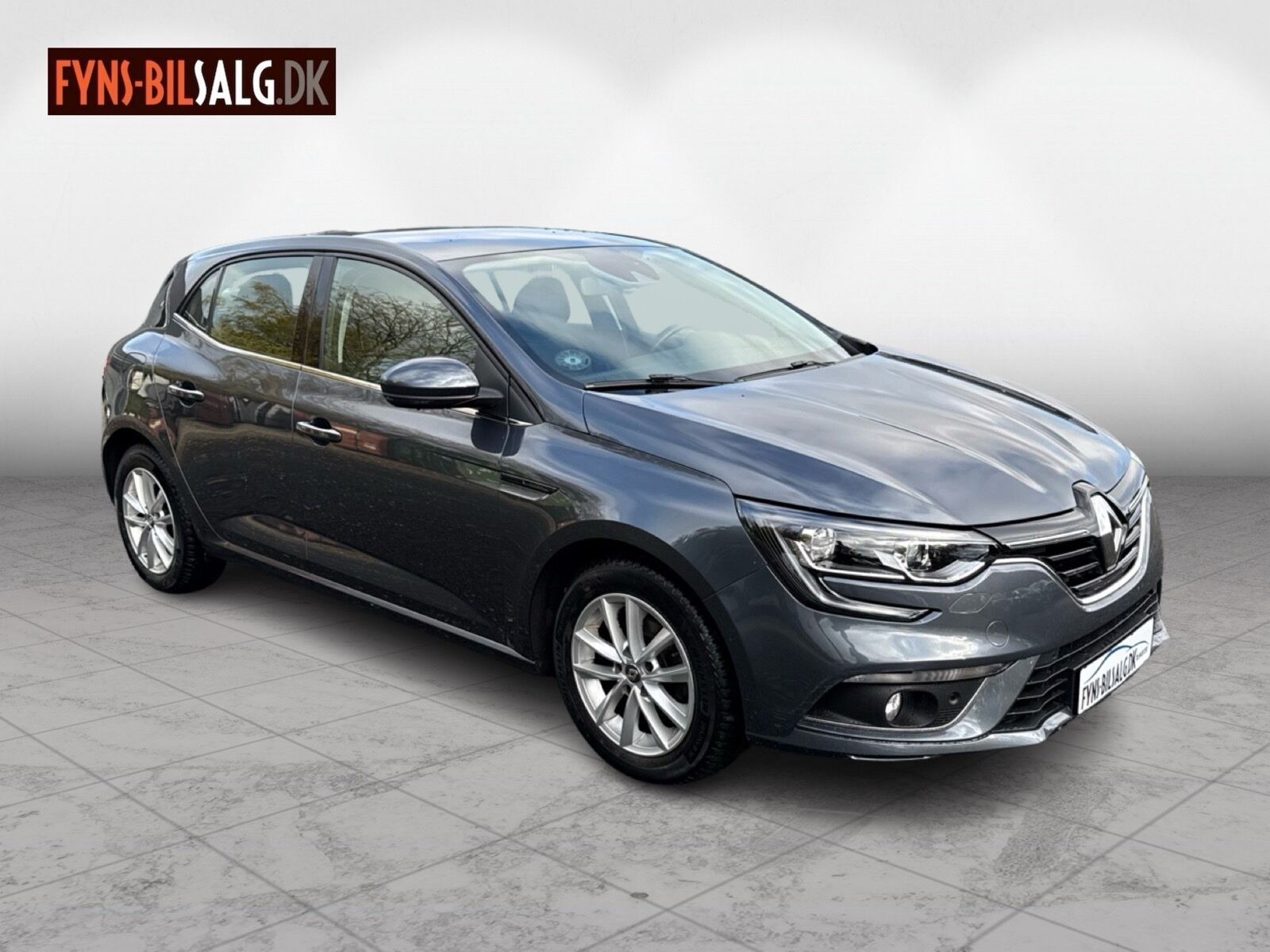 Grå Renault Mégane fra 2019