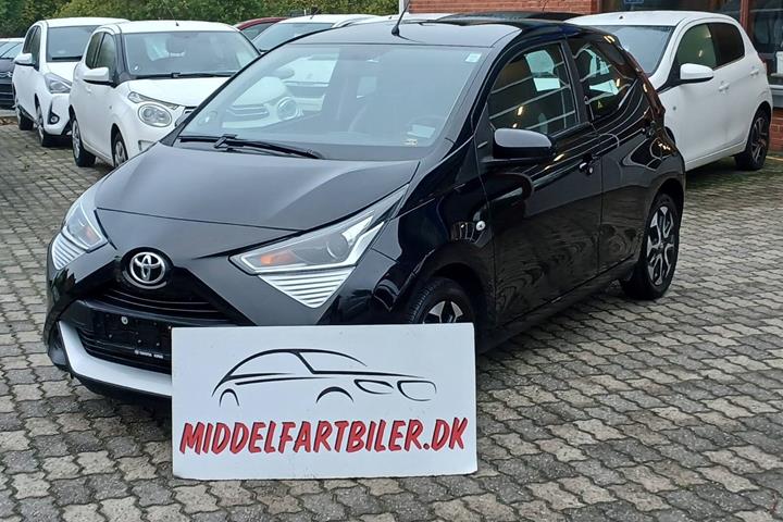 Sort Toyota Aygo fra 2019