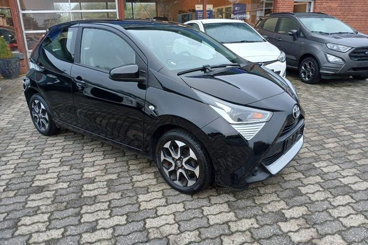 Sort Toyota Aygo fra 2019