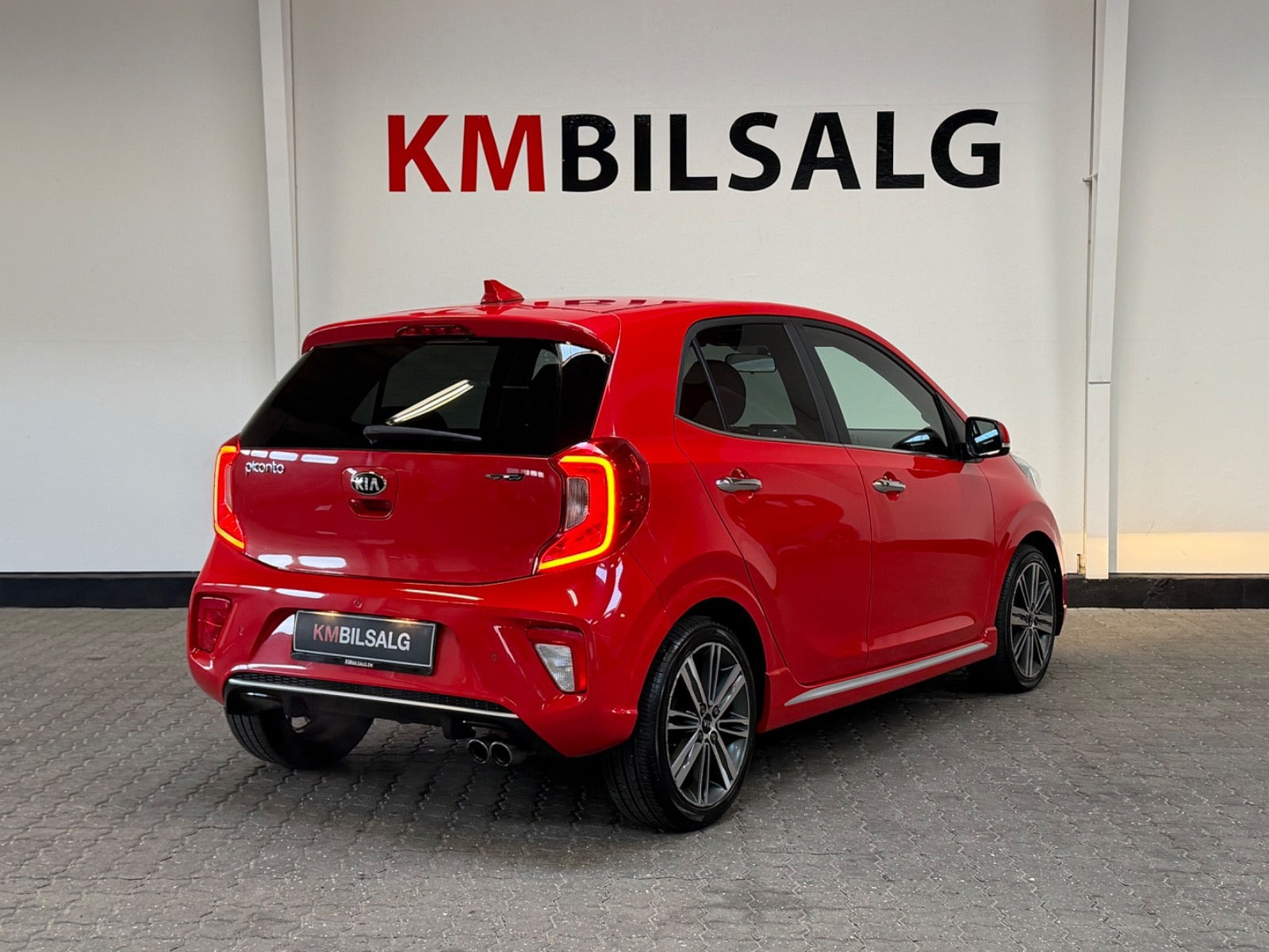 Rød Kia Picanto fra 2018