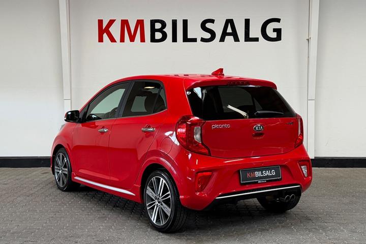 Rød Kia Picanto fra 2018
