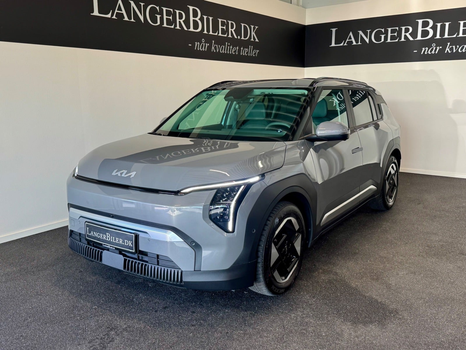 Kia EV3 81 Long Range Earth