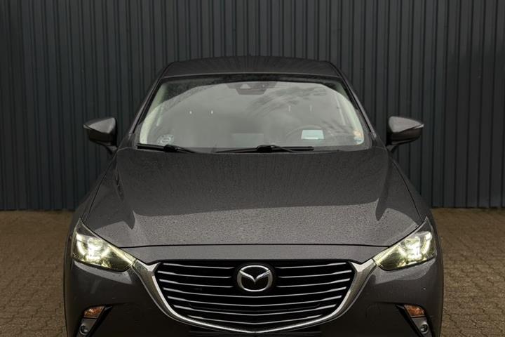 Sølv Mazda CX-3 fra 2017