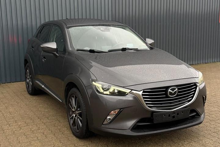 Sølv Mazda CX-3 fra 2017