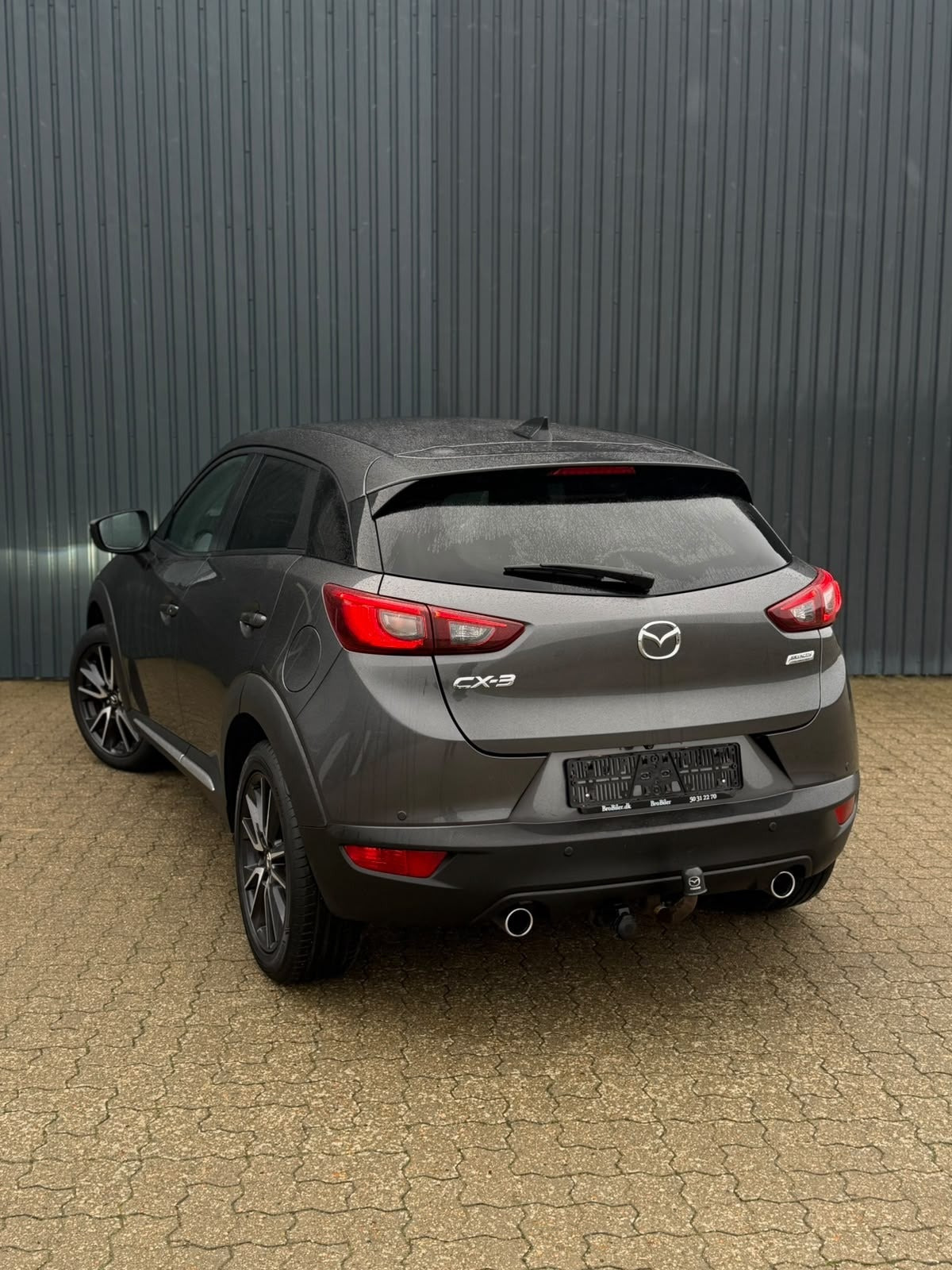 Sølv Mazda CX-3 fra 2017