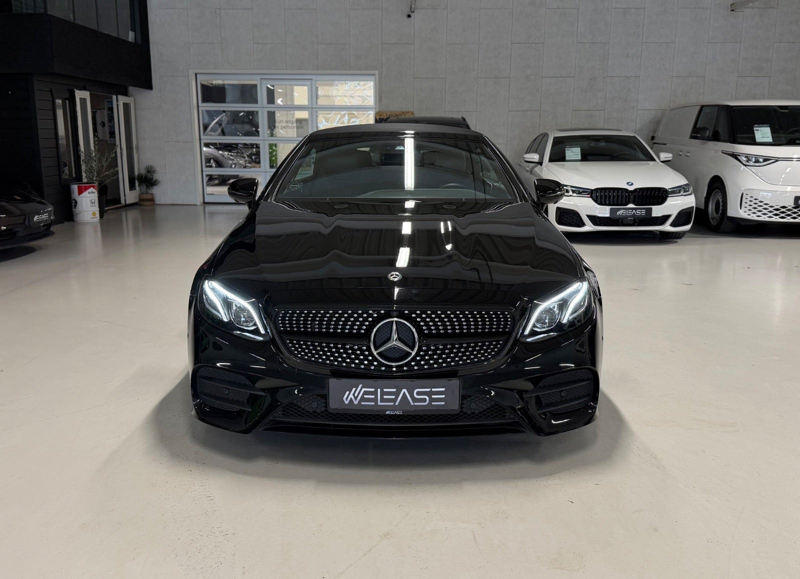 Sort Mercedes E200 fra 2018