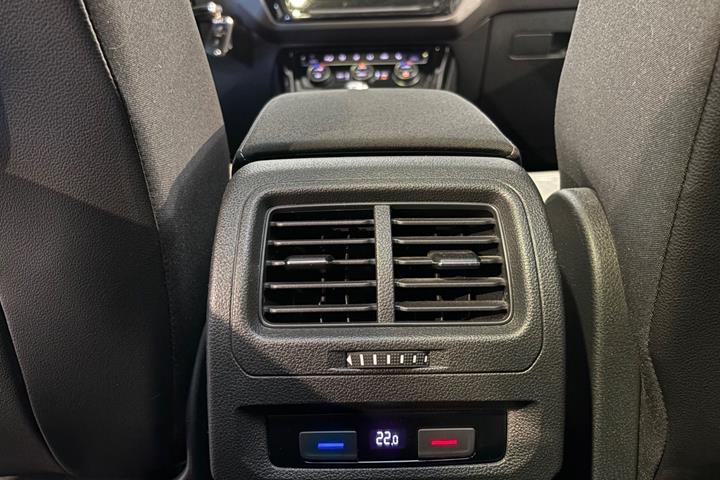undefined VW Touran fra 2016