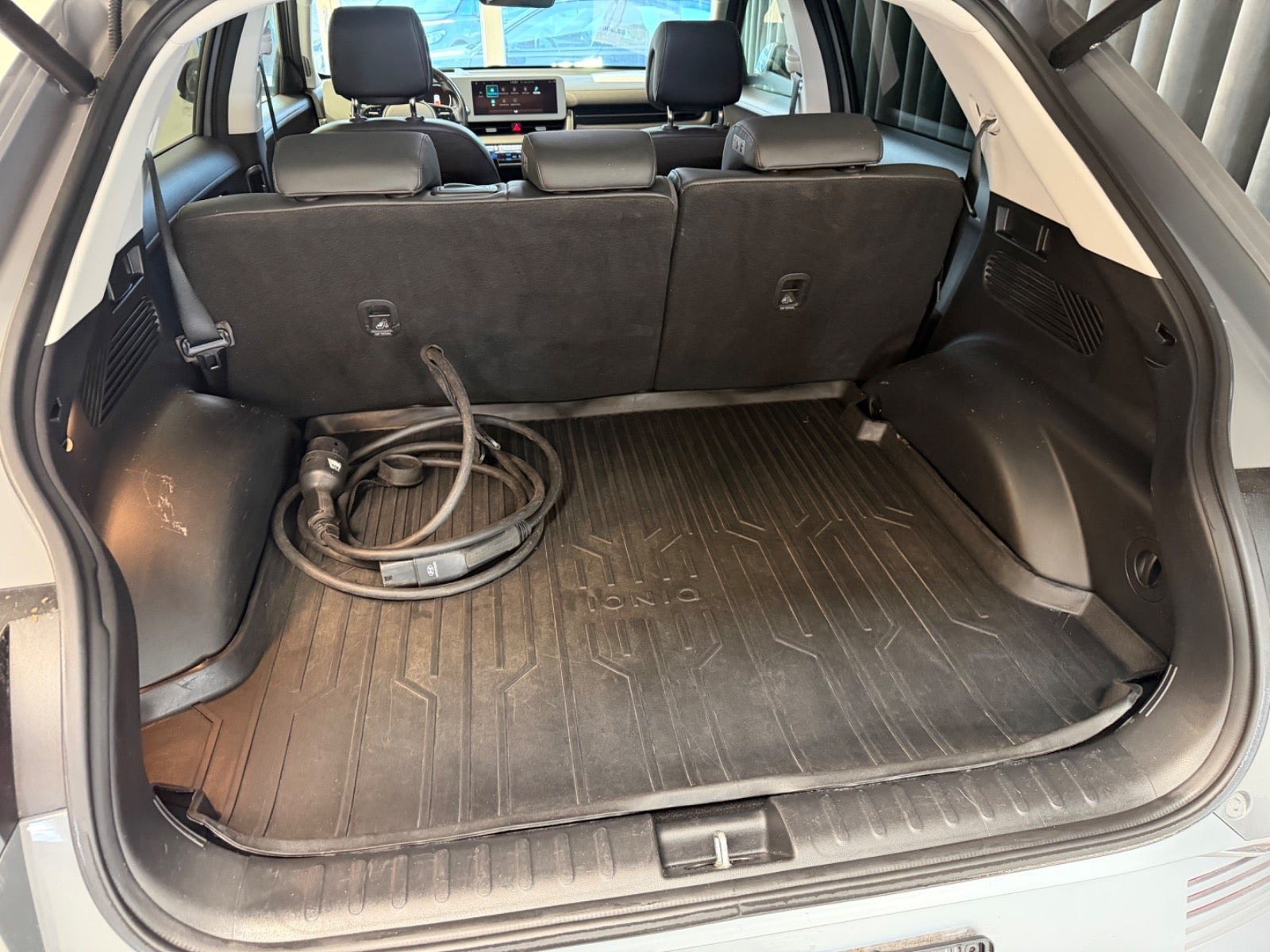 Grå Hyundai Ioniq 5 fra 2022