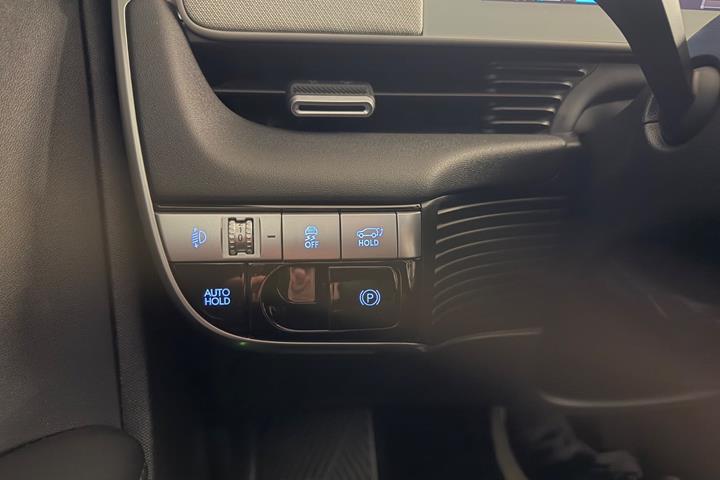 Grå Hyundai Ioniq 5 fra 2022