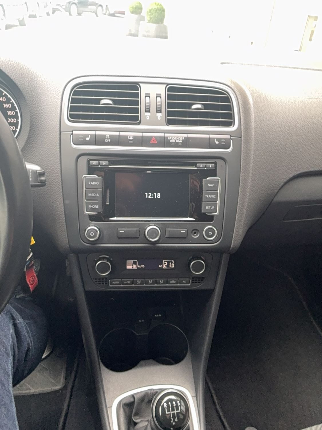 Hvid VW Polo fra 2014