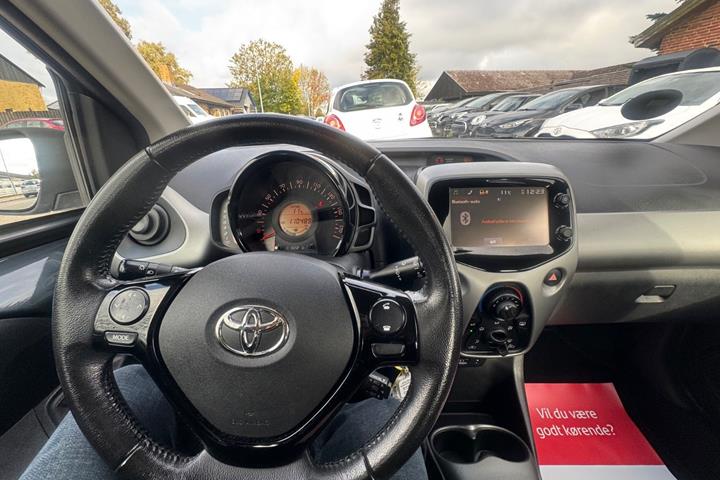undefined Toyota Aygo fra 2015
