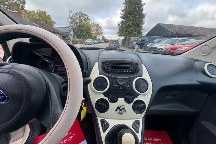Sort Ford Ka fra 2013