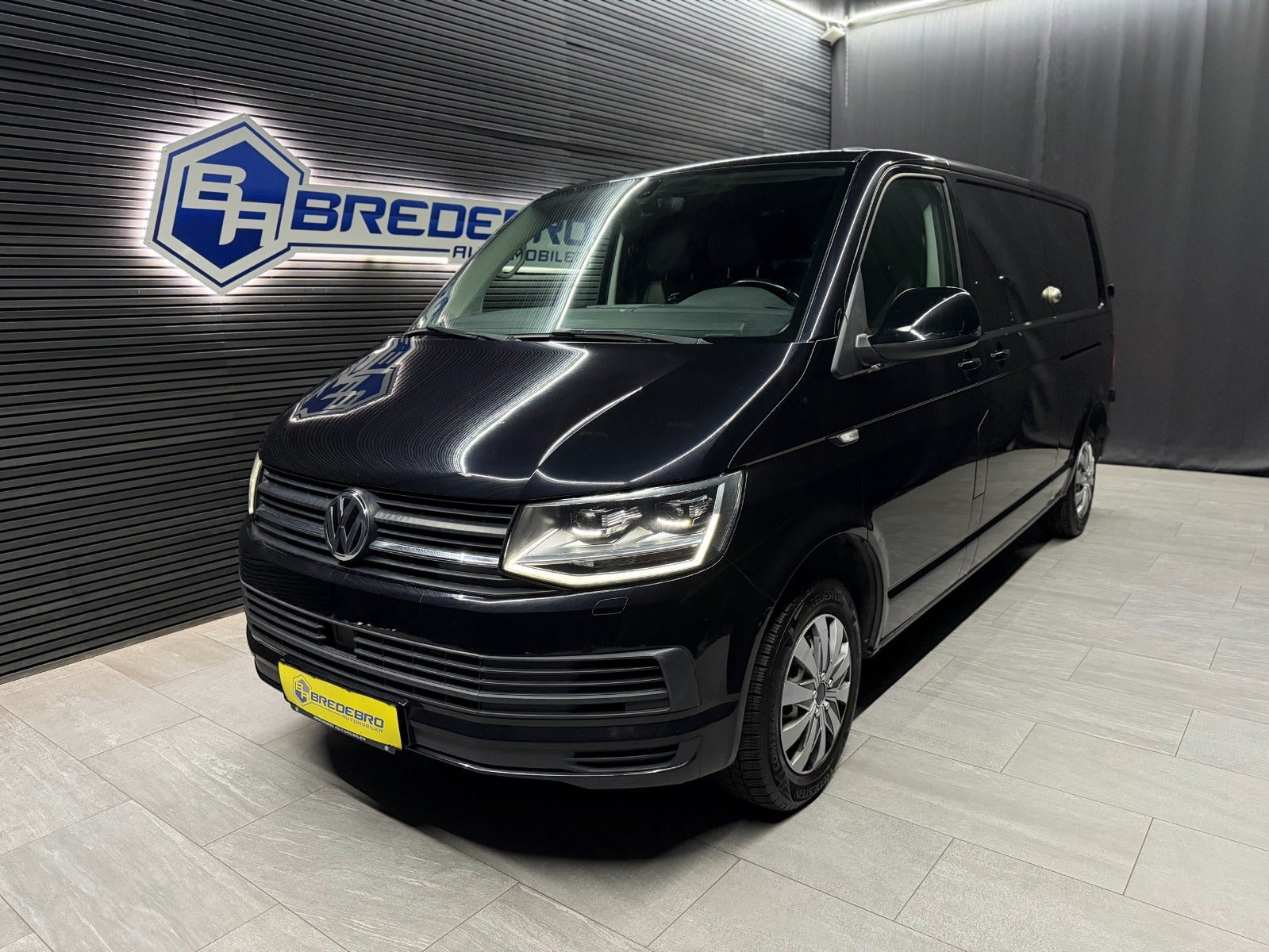 VW Transporter 2,0 TDi 150 Kassevogn DSG lang