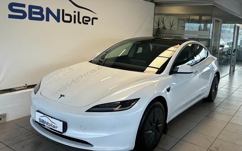 Tesla Model 3 Standard RWD