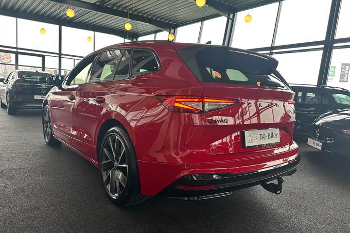 Rød Skoda Enyaq fra 2024