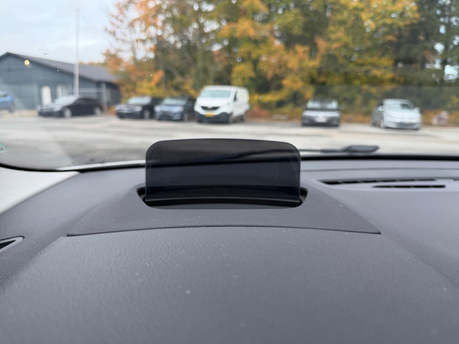 Grøn BMW 225xe fra 2018