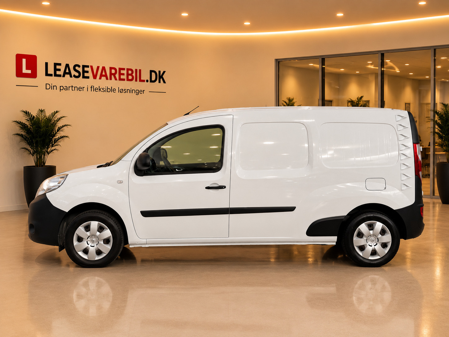 Hvid Renault Kangoo Maxi fra 2019