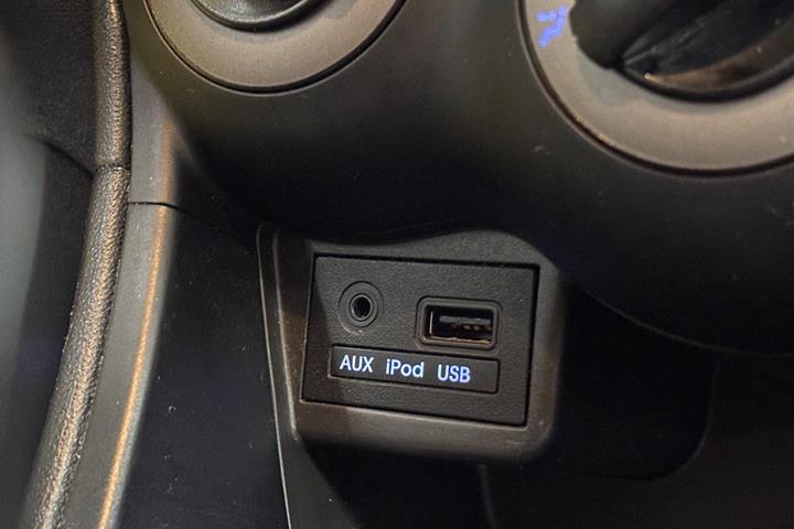 Hvid Hyundai i10 fra 2011