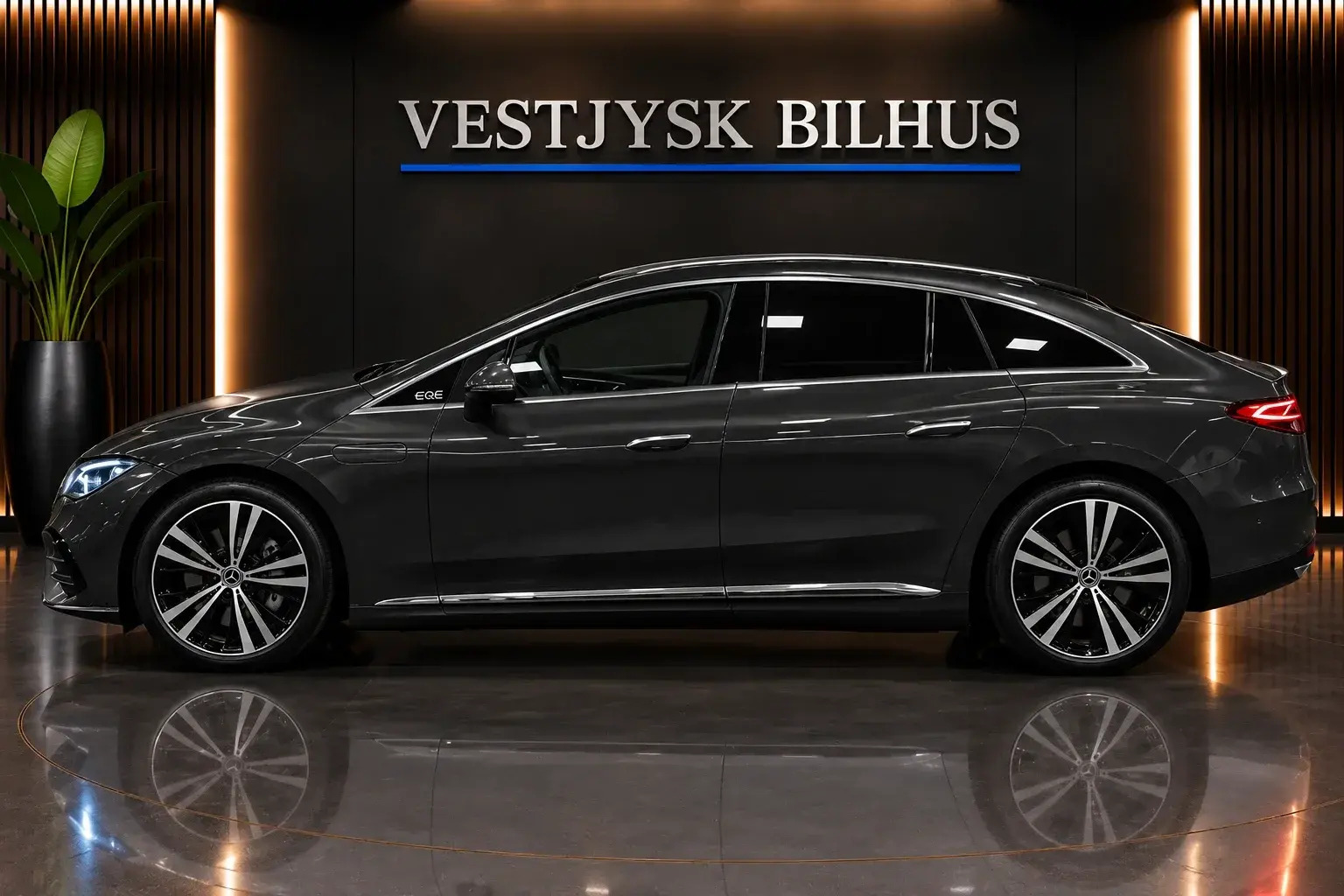 undefined Mercedes EQE300 fra 2026