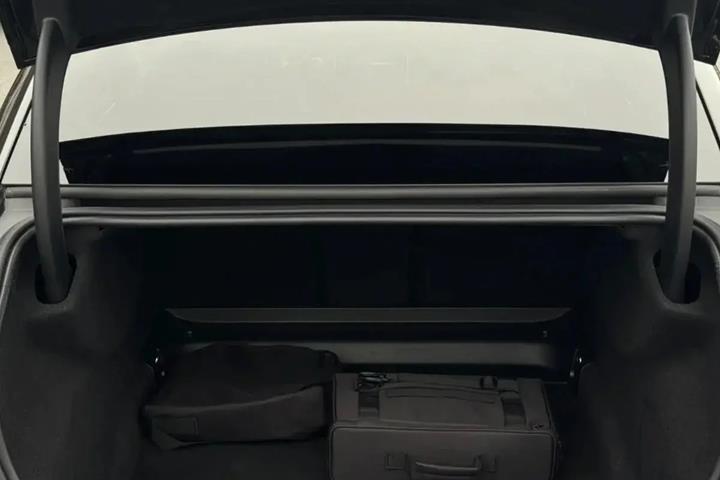 undefined Mercedes EQE300 fra 2026
