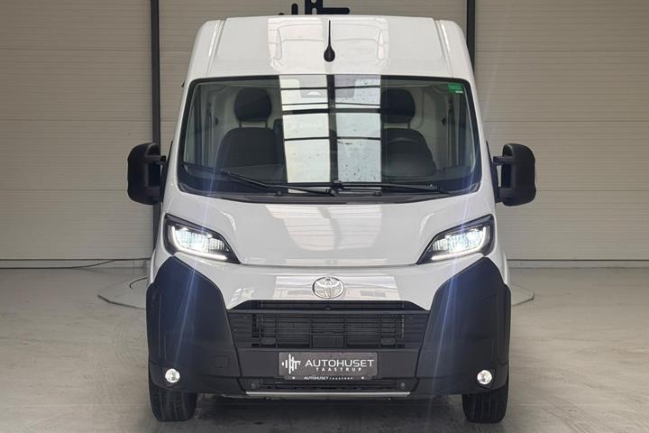 undefined Toyota Proace Max fra 2026