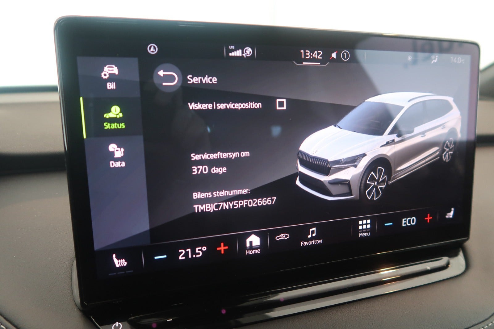 Grå Skoda Enyaq fra 2023