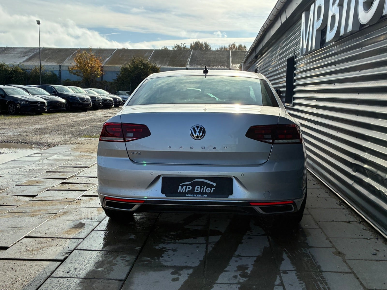 Sølv VW Passat fra 2020