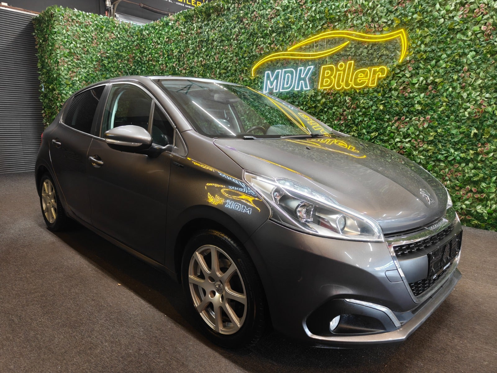 Peugeot 208 1,2 PureTech 82 Allure Sky