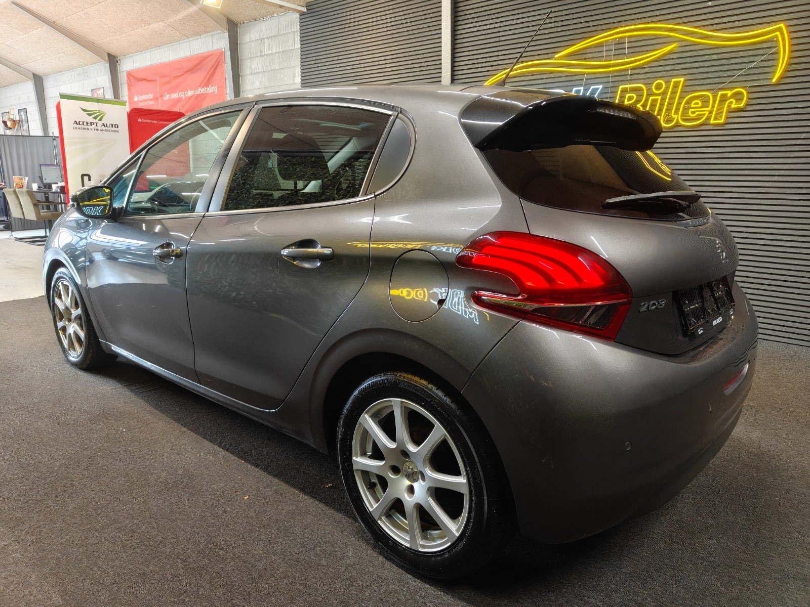 undefined Peugeot 208 fra 2018