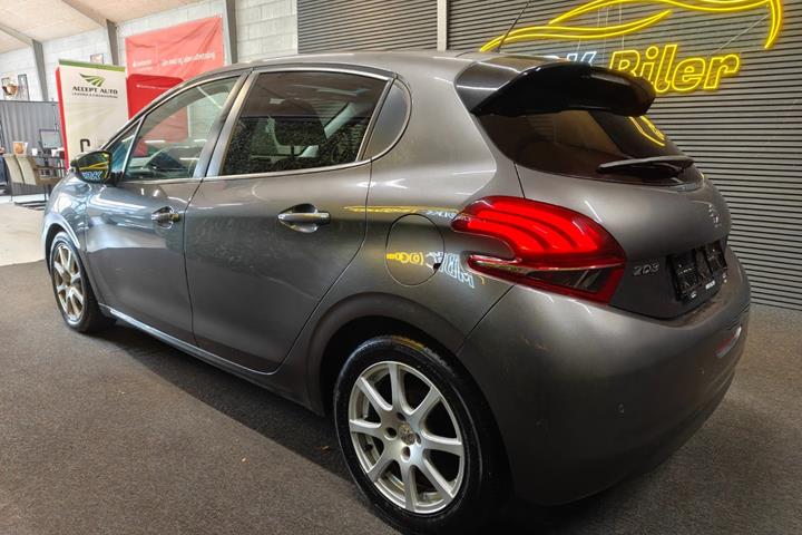 undefined Peugeot 208 fra 2018