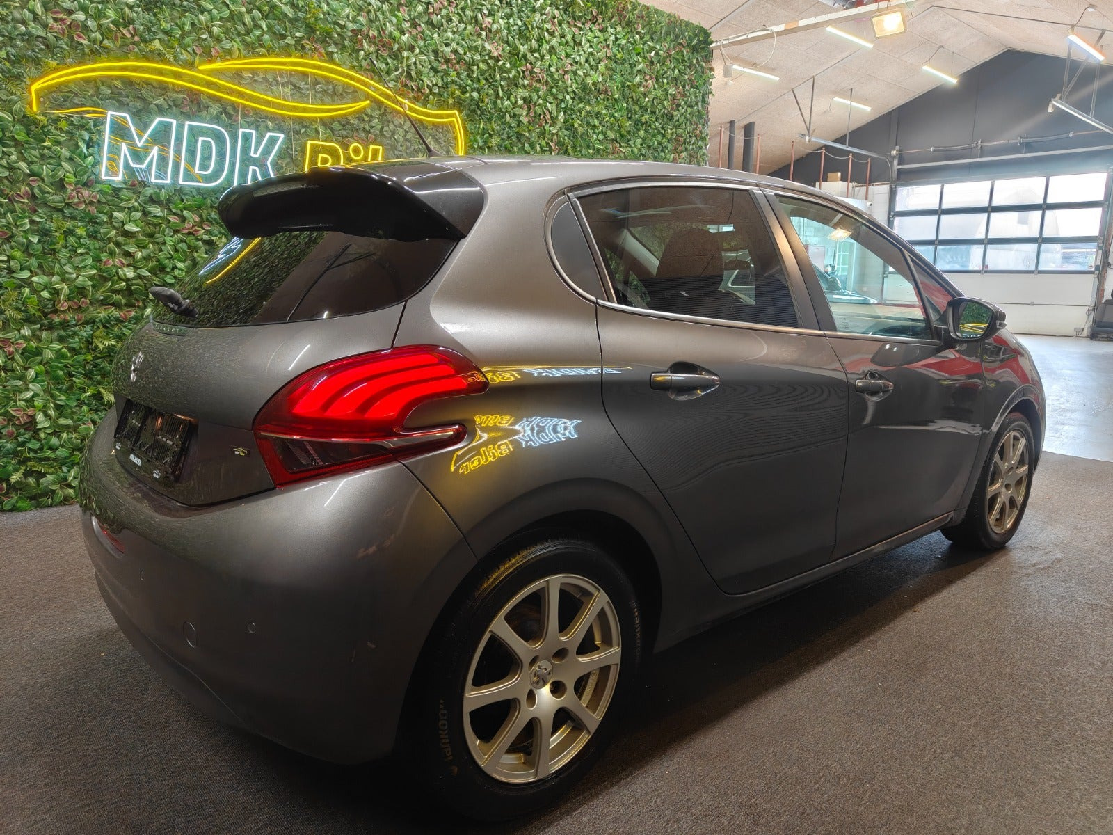 undefined Peugeot 208 fra 2018