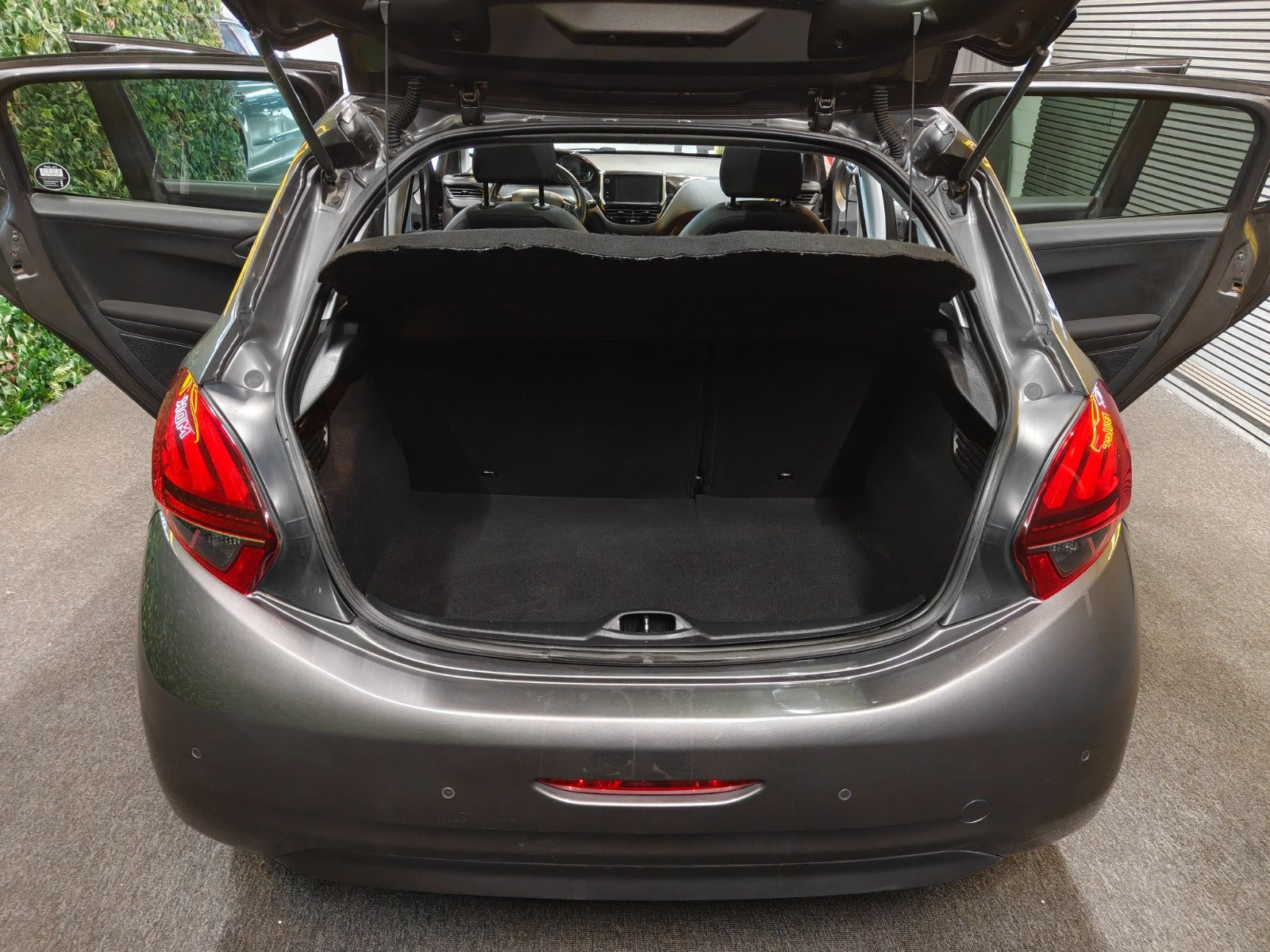 undefined Peugeot 208 fra 2018