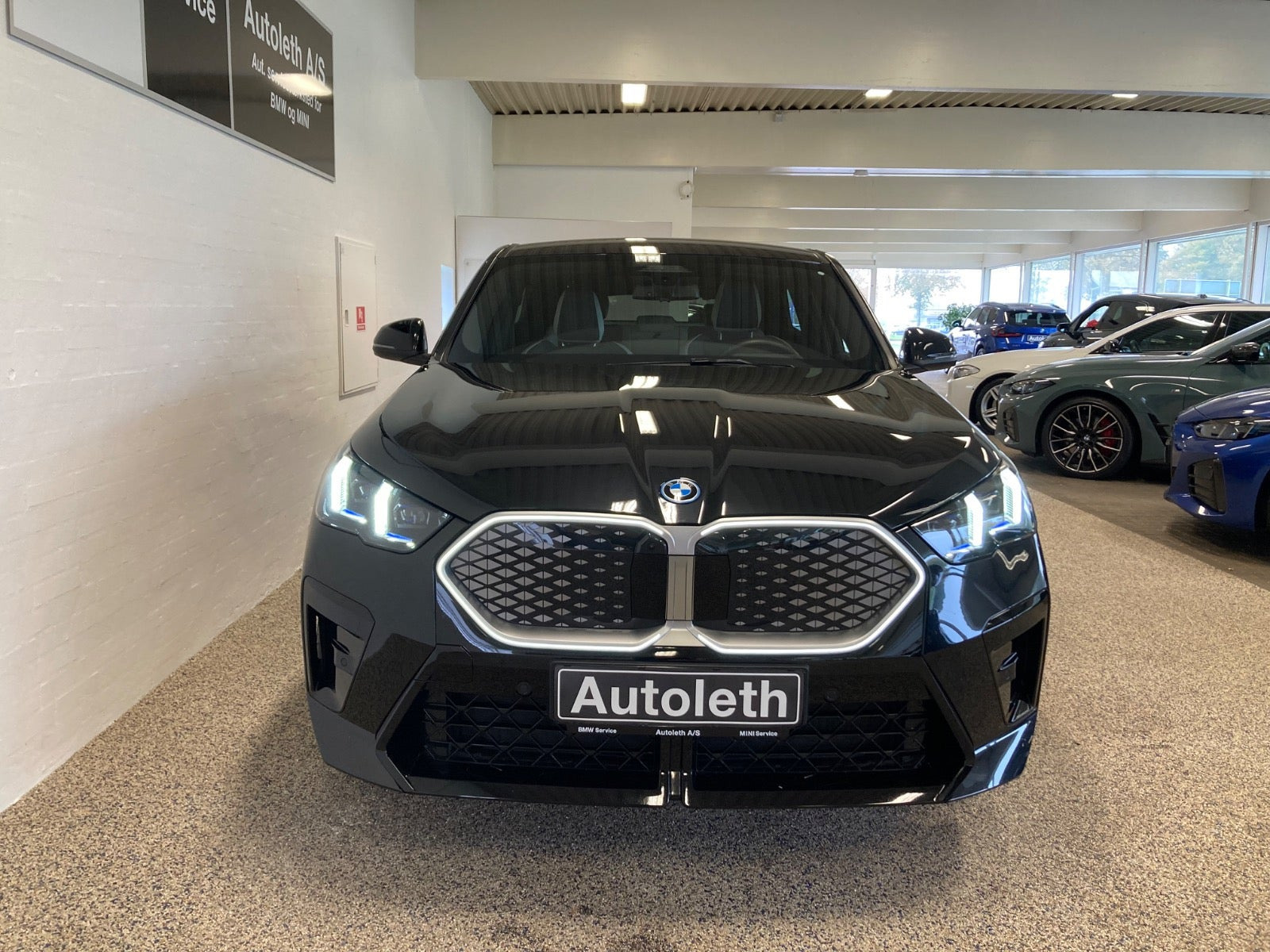 Sort BMW iX2 fra 2025