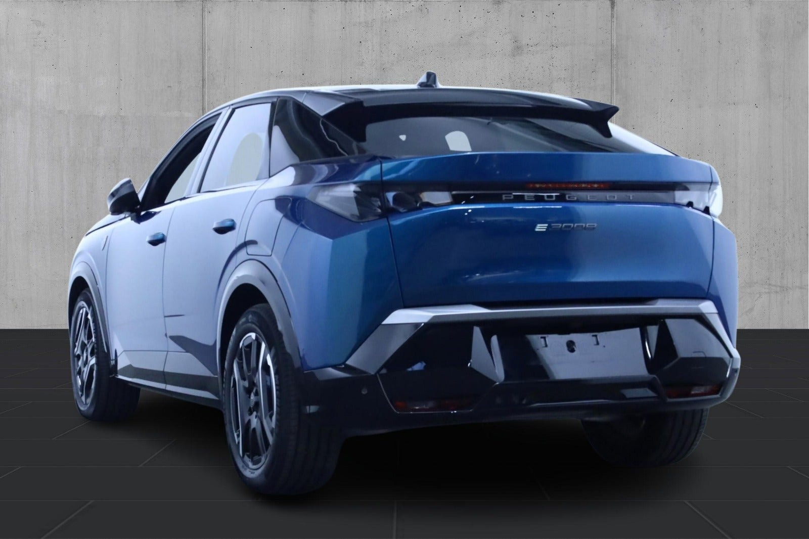 Blå Peugeot e-3008 fra 2025