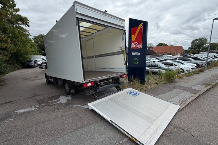 Hvid Ford Transit 350 L3 Chassis fra 2023