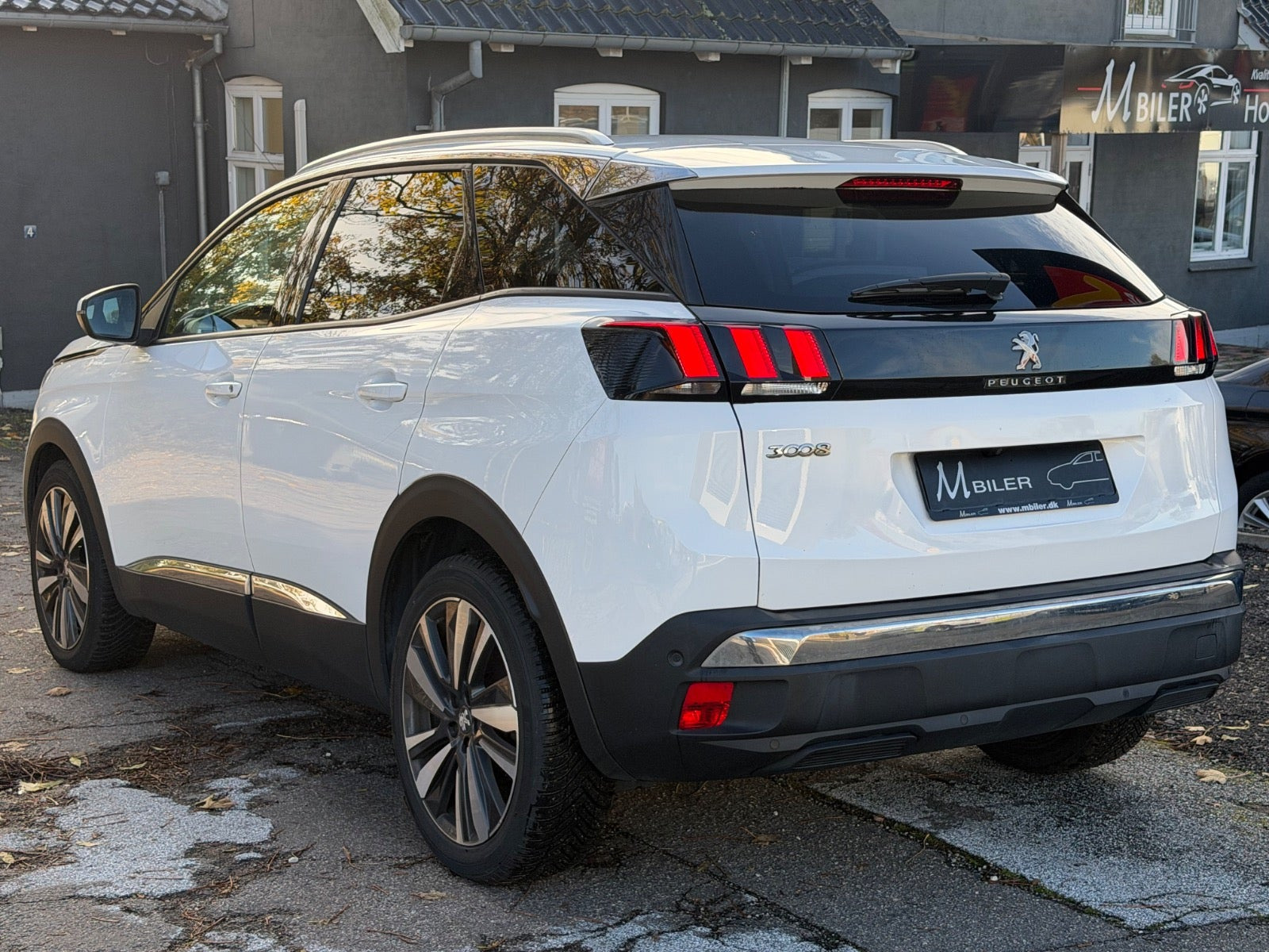 Hvid Peugeot 3008 fra 2020