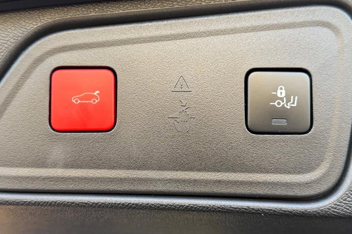 Hvid Peugeot 3008 fra 2020