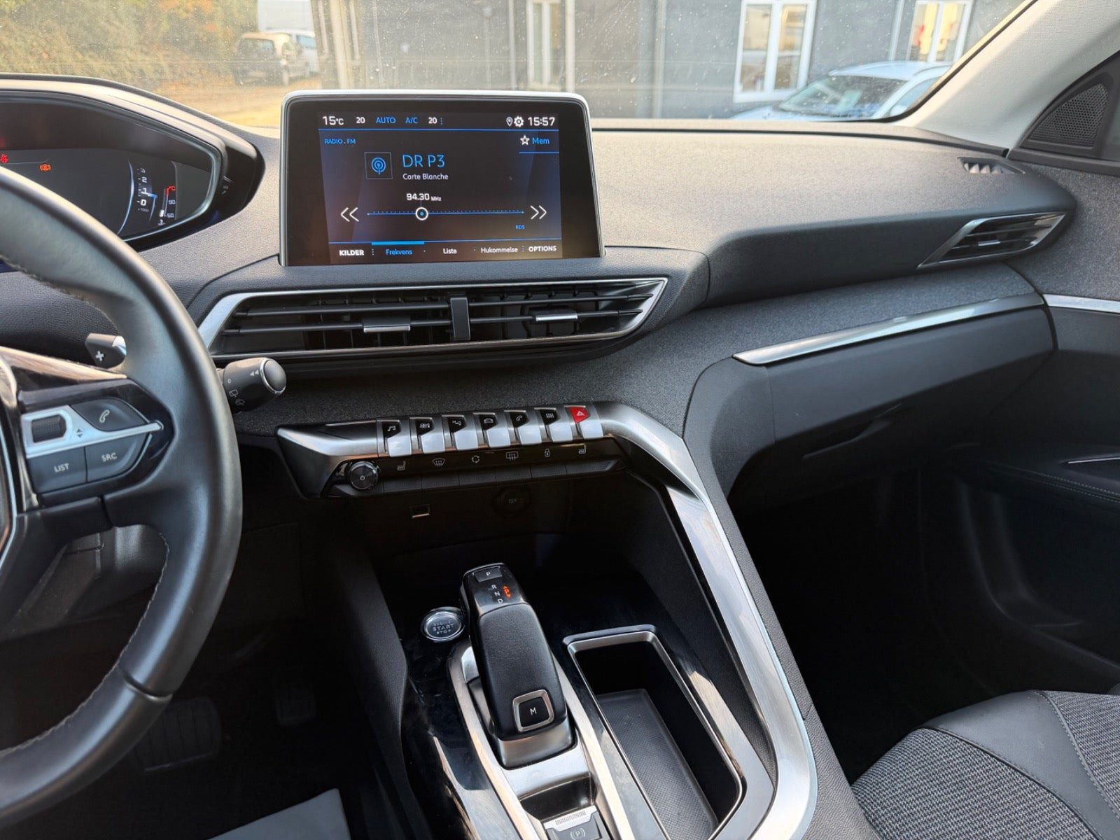 Hvid Peugeot 3008 fra 2020